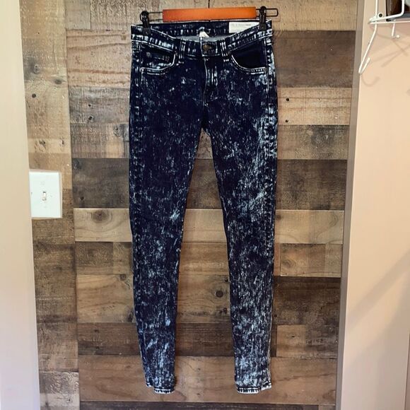 Rag & Bone Skinny Dark Acid Wash Jeans - Picture 5 of 10